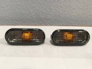 BLACK SIDE BLINKER SET LENSES ONLY PASSAT B4 1995-97 - Image 2