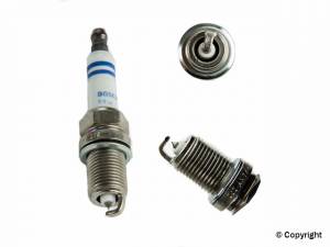 BOSCH SPARK PLUG, PLATINUM TIP 6702